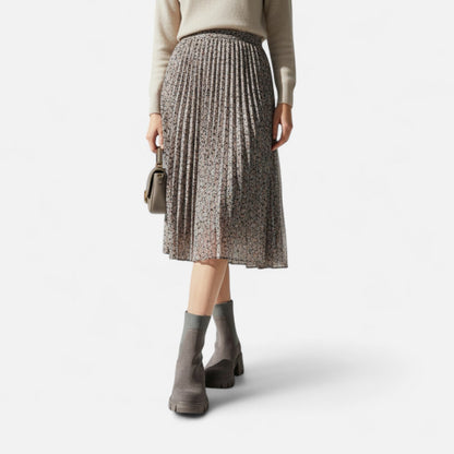 Velour Boutique | Women's Suede Chelsea Boots Elevated Elegance